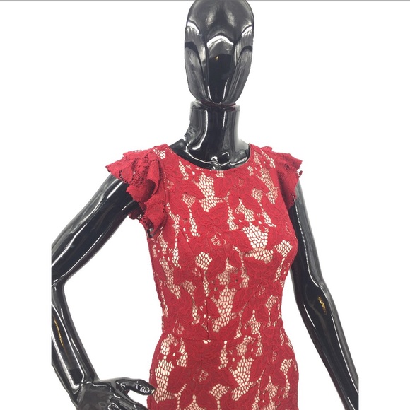➡️Host Pick⬅️ XOXO Red Crochet Floral Dress Small - Picture 3 of 7
